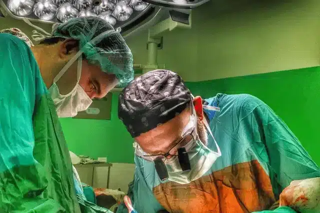 oguzhan karatepe mide kanseri ameliyati